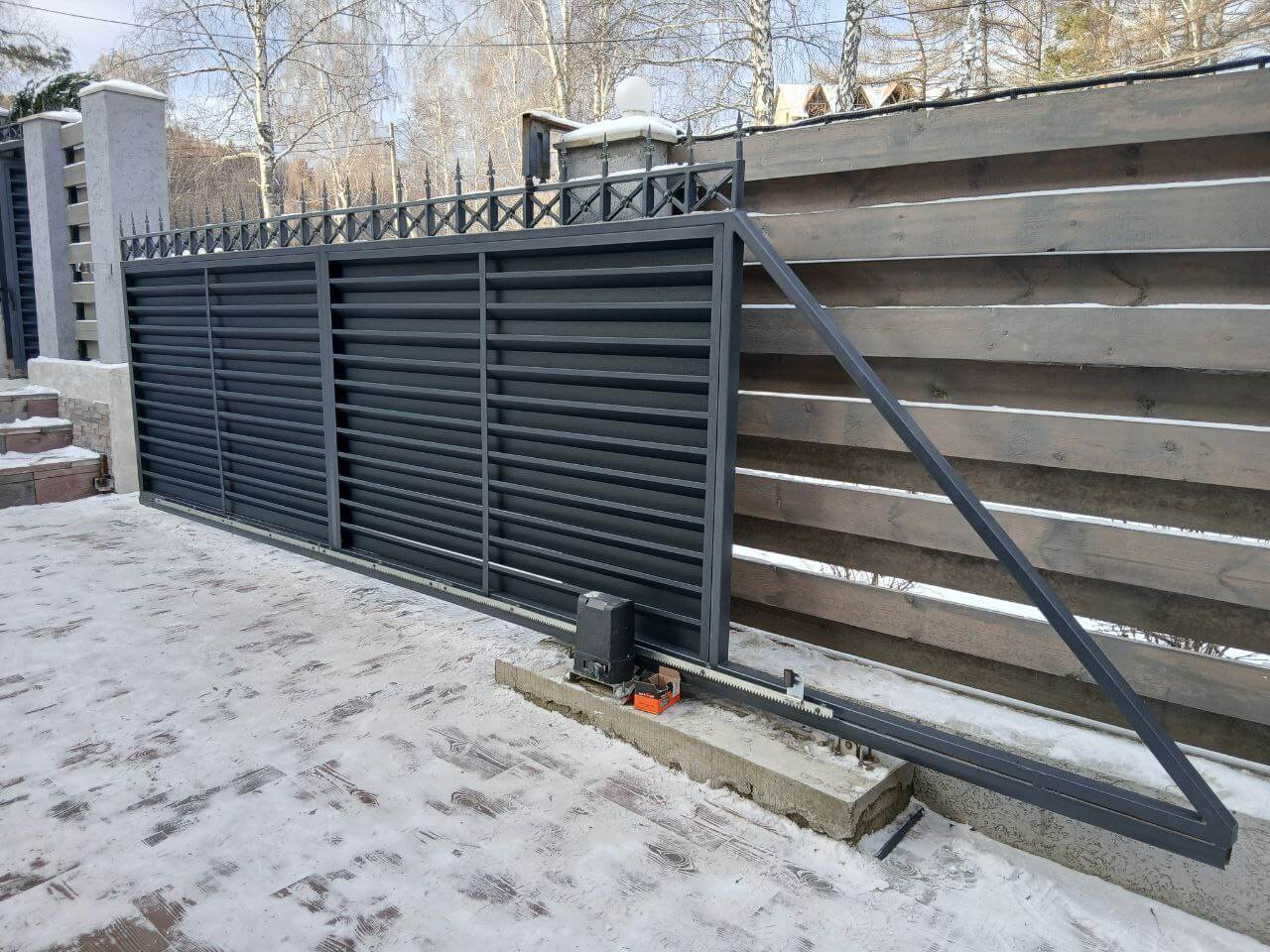 Входная группа из ламелей Хай-Тек RAL7024/7024 Серый Графит двусторонний МАТТЕ фото 23 в Экибастузе