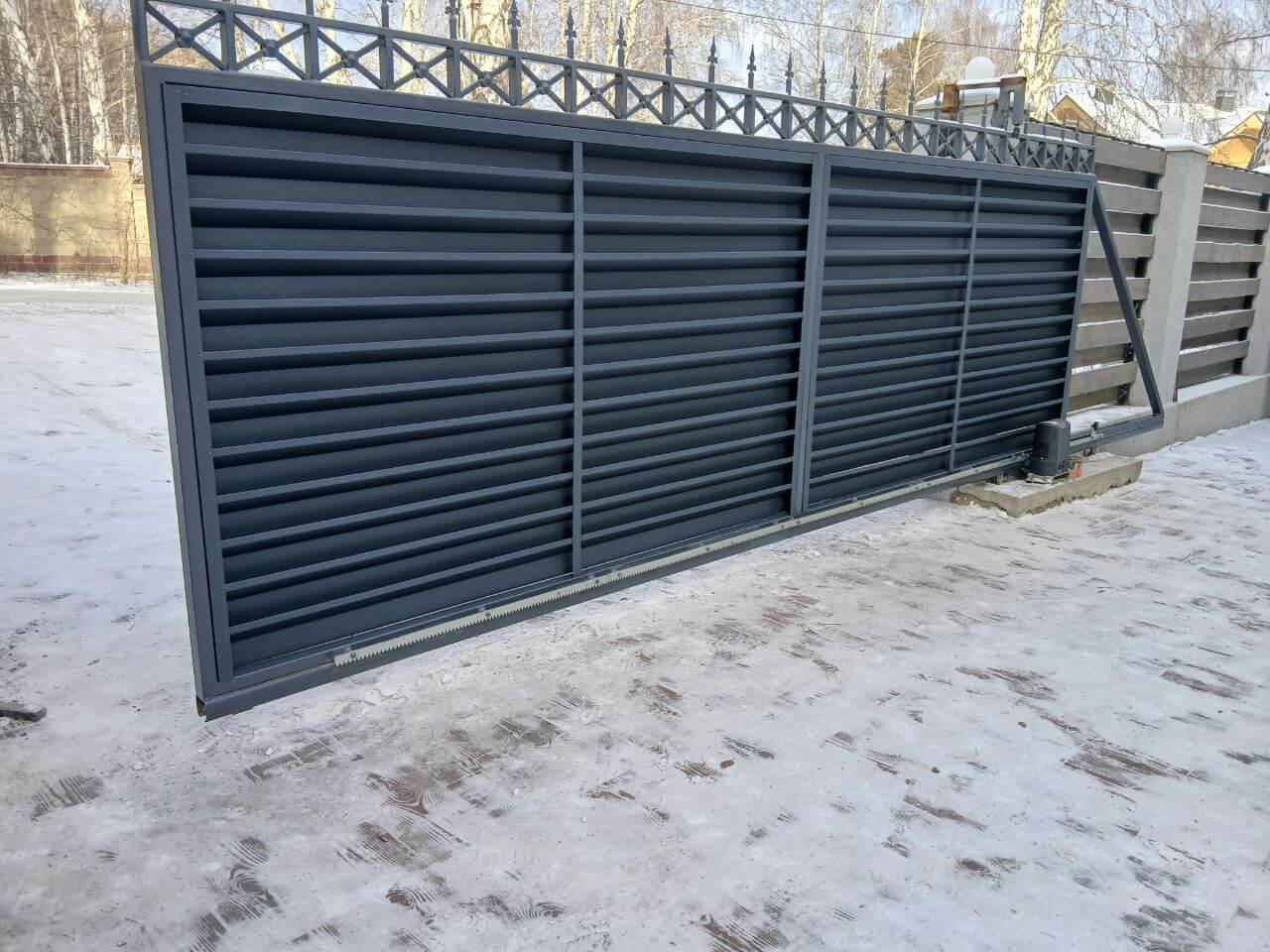 Входная группа из ламелей Хай-Тек RAL7024/7024 Серый Графит двусторонний МАТТЕ фото 8 в Экибастузе